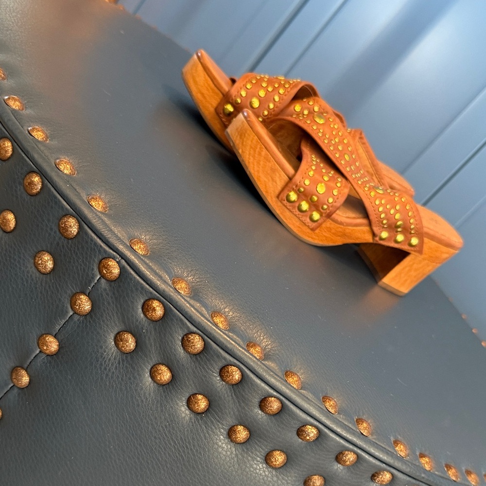 NWOT Frye 6.5 no box